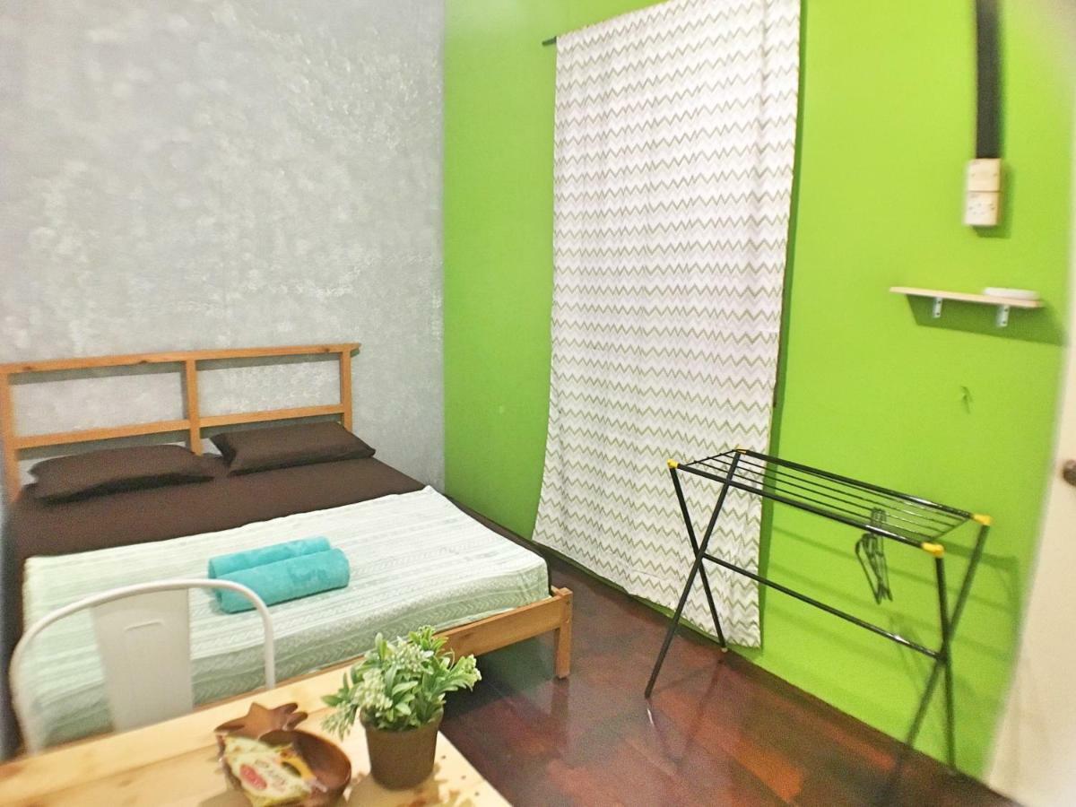 Lavender Green Home Malacca Eksteriør bilde